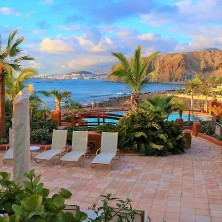 Semesterbostad Alzaro 1 *